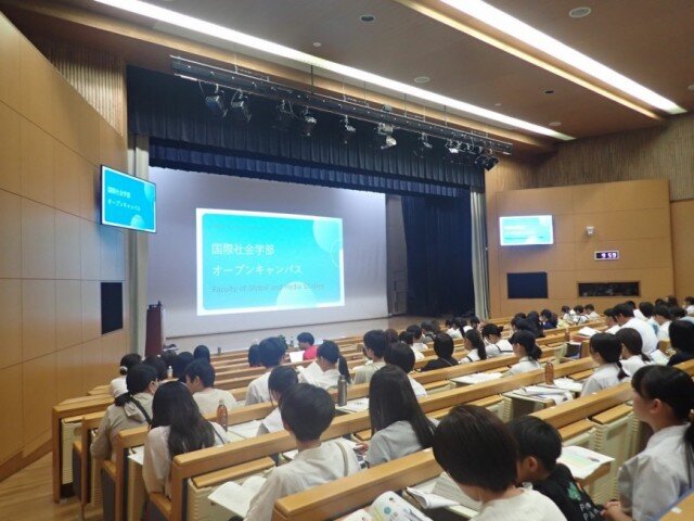 学科ガイダンスの様子