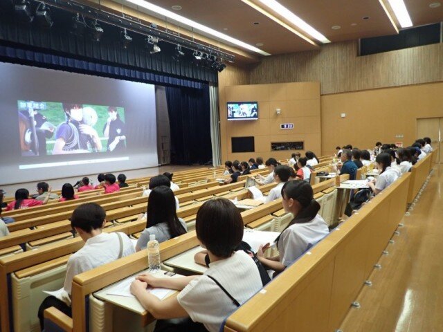 学生制作の映像作品発表
