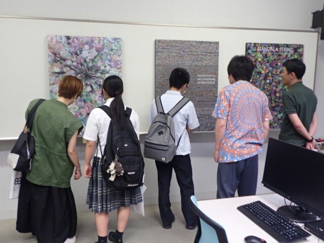 研究室紹介の様子