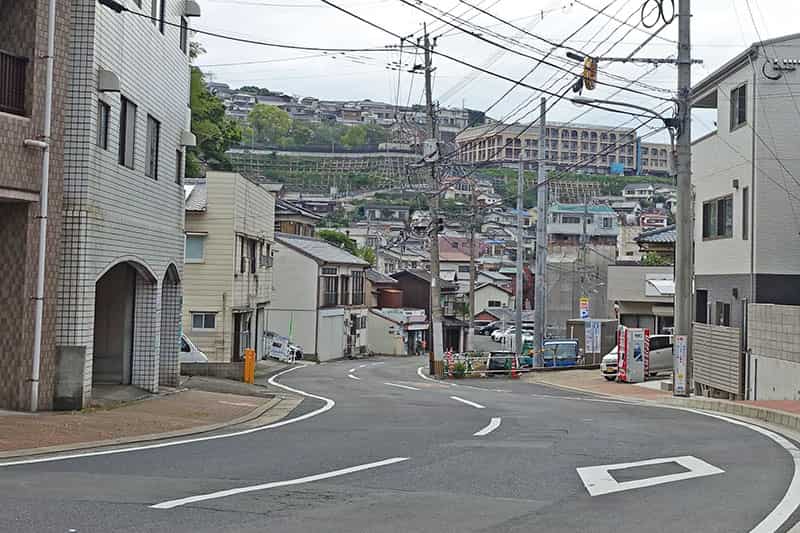 日の出町バス停付近